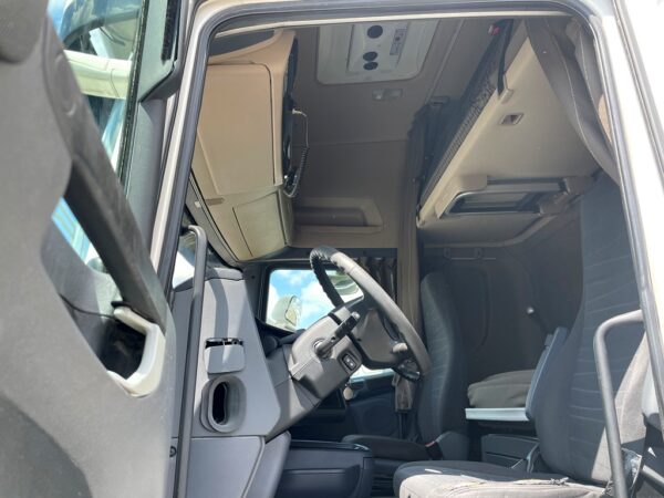 SCANIA - R520 - 2015 – Image 8