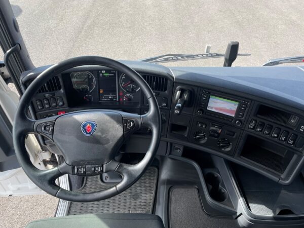 SCANIA - R450 - 2017 – Image 9