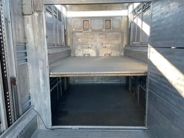MERCEDES ACTROS 2563 + PEZZAIOLI - 3 étages - 2 compartiments - 2016 – Image 6