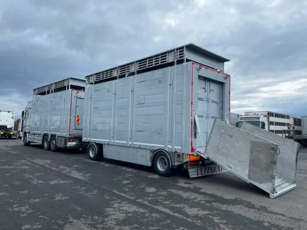 MERCEDES ACTROS + PEZZAIOLI - 3 étages - 2 compartiments - 2015 – Image 3