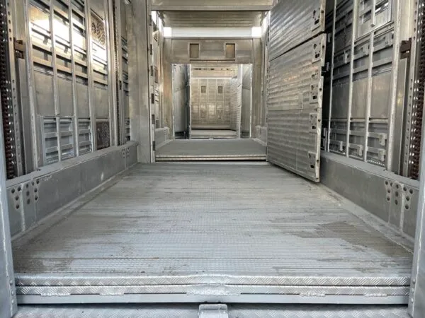 MERCEDES ACTROS + PEZZAIOLI - 3 étages - 2 compartiments - 2015 – Image 4