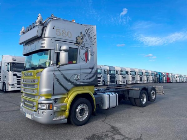 SCANIA R580 - 6x2 - 2015