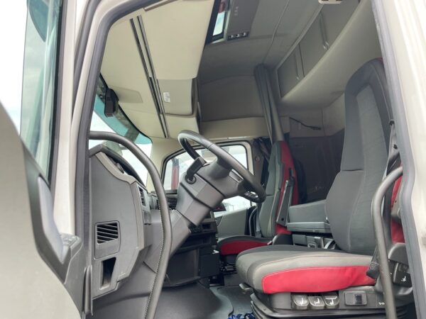VOLVO - FH460 I-SAVE - 2020 – Image 8