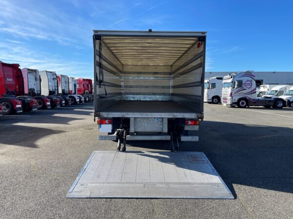 RENAULT D14 - Fourgon + Hayon - 2016 – Image 5