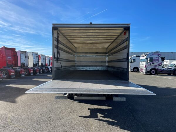 RENAULT D14 - Fourgon + Hayon - 2016 – Image 6
