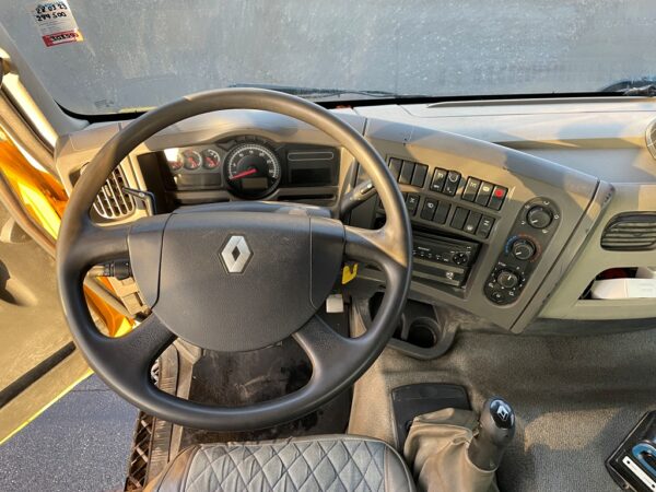RENAULT KERAX 410 - 8x4 - MALAXEUR + TAPIS - 2008 – Image 10