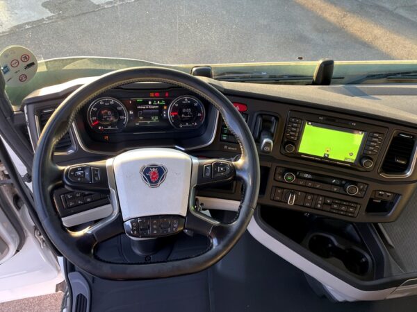 SCANIA S500 - 6x2 - 2019 – Image 9