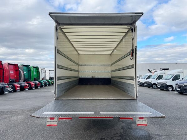 RENAULT D240 - Fourgon + Hayon - 2022 – Image 6