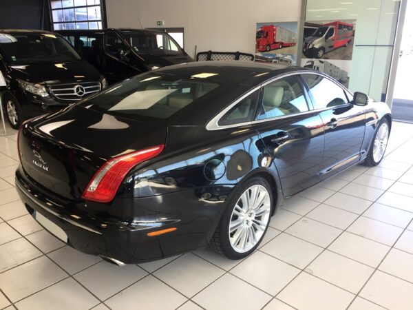 JAGUAR XJ 3.0D 275CH V6 PORTFOLIO BVA6 - 2011 – Image 5