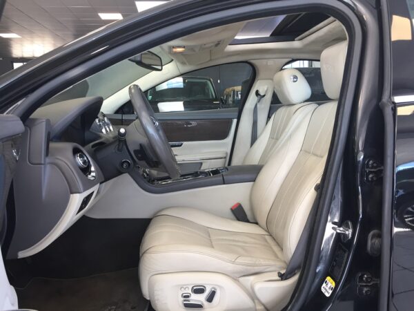 JAGUAR XJ 3.0D 275CH V6 PORTFOLIO BVA6 - 2011 – Image 7