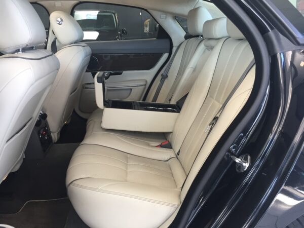 JAGUAR XJ 3.0D 275CH V6 PORTFOLIO BVA6 - 2011 – Image 10