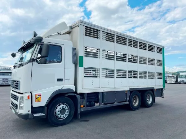 VOLVO FH480 - 3 étages GUITTON - 2008
