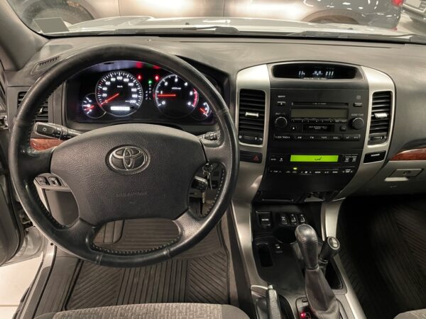 TOYOTA LAND CRUISER IX 165 D-4D BVA 5P - 2005 – Image 9