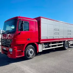 MERCEDES ACTROS 1841 - Bétaillère HARMAND - 2006