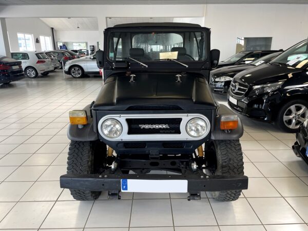 TOYOTA BJ40 LAND CRUISER – Image 3