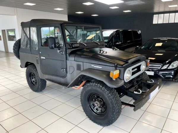 TOYOTA BJ40 LAND CRUISER – Image 4