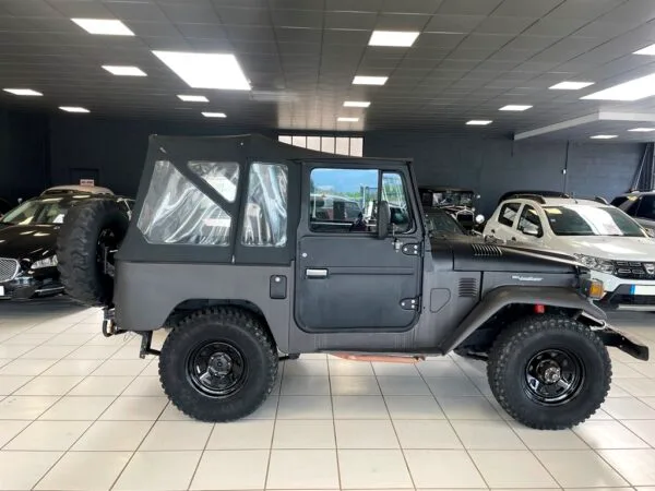 TOYOTA BJ40 LAND CRUISER – Image 5