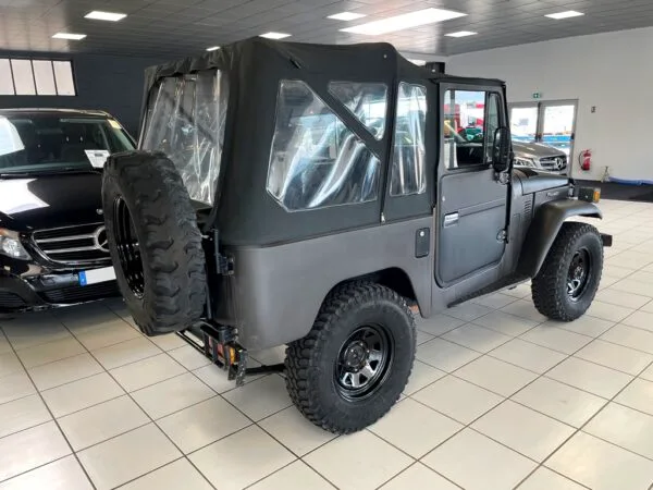 TOYOTA BJ40 LAND CRUISER – Image 6