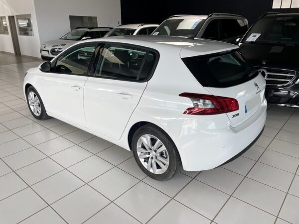 PEUGEOT 308 II 1.5 BLUEHDI 130CH S&S - 2021 – Image 6