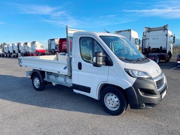 PEUGEOT BOXER II (3) BLUEHDI 140CH S&S BVM6 - BENNE - 2024 – Image 3