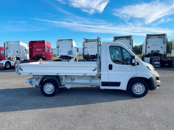 PEUGEOT BOXER II (3) BLUEHDI 140CH S&S BVM6 - BENNE - 2024 – Image 4