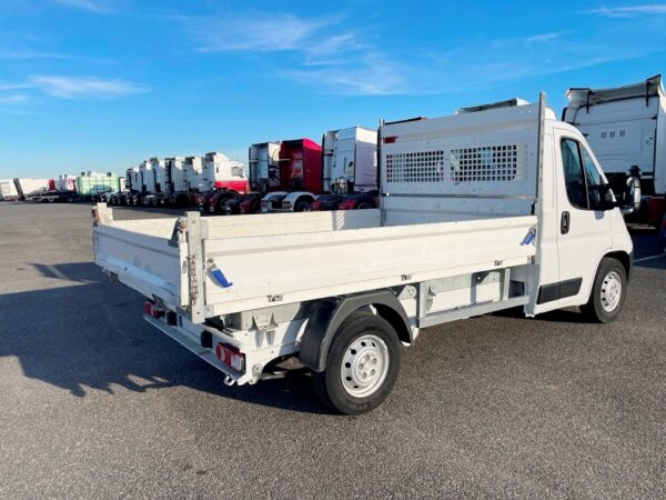PEUGEOT BOXER II (3) BLUEHDI 140CH S&S BVM6 - BENNE - 2024 – Image 5
