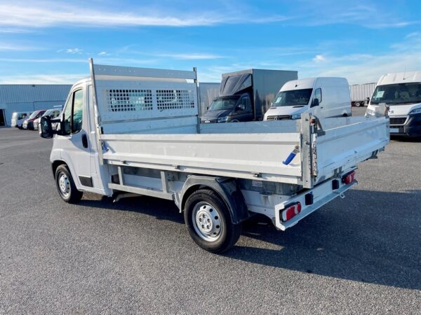 PEUGEOT BOXER II (3) BLUEHDI 140CH S&S BVM6 - BENNE - 2024 – Image 6