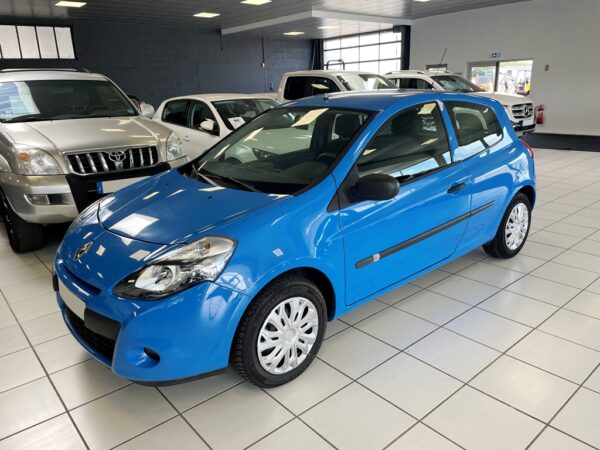 RENAULT CLIO STE III (S85) 1.5 DCI 75CH AIR ECO² 3P - 2013 – Image 2