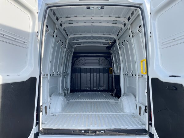 IVECO DAILY FG III 35S14 2.3 HPi 136CH HI-MATIC - 2023 – Image 10