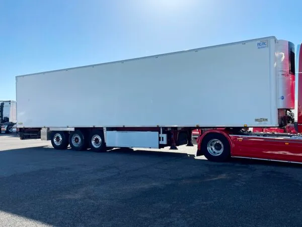 CHEREAU - Bi Température - CARRIER VECTOR 1950 Mt° - 2018 – Image 2