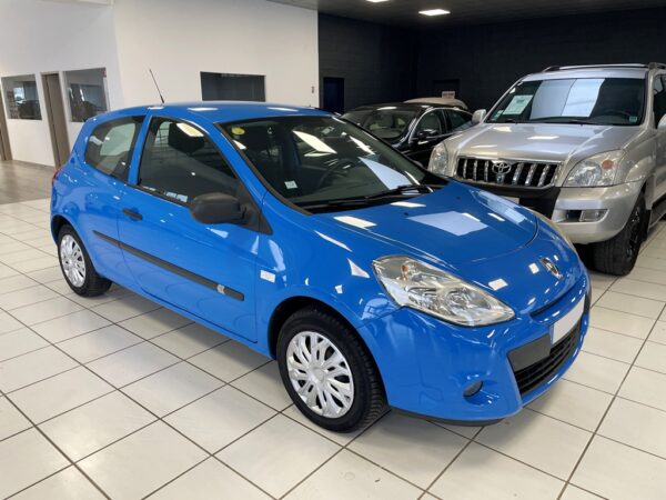 RENAULT CLIO STE III (S85) 1.5 DCI 75CH AIR ECO² 3P - 2013 – Image 4