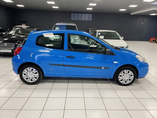RENAULT CLIO STE III (S85) 1.5 DCI 75CH AIR ECO² 3P - 2012 – Image 5