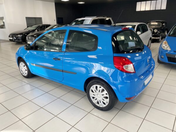 RENAULT CLIO STE III (S85) 1.5 DCI 75CH AIR ECO² 3P - 2012 – Image 7