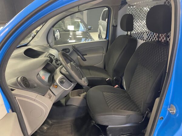 RENAULT KANGOO EXPRESS II (F61) 1.5 DCI 70CH CONFORT - 2010 – Image 9
