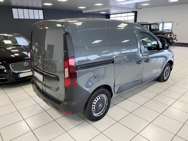 RENAULT EXPRESS VAN 1.5 BLUE DCI 95CH CONFORT - 2021 – Image 6