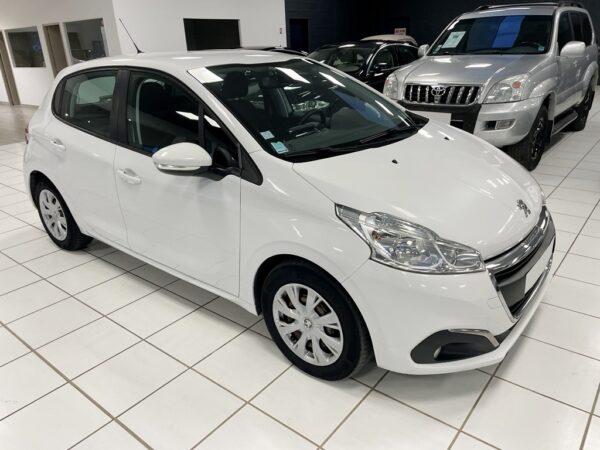 PEUGEOT 208 AFFAIRE 1.6 BLUEHDI 75CH PACK CLIM NAV - 2016 – Image 4