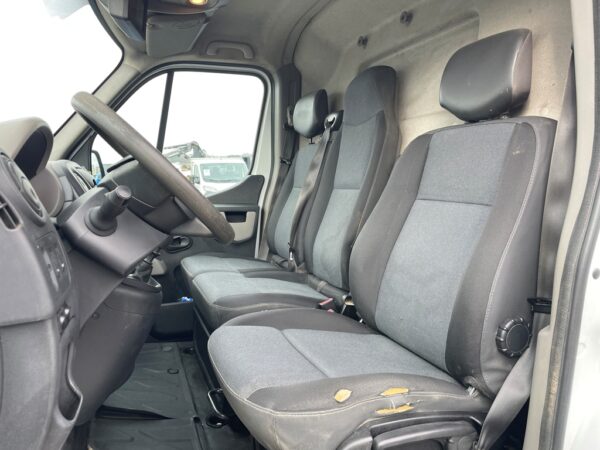 RENAULT MASTER FG III (F62) F3500 L2H2 2.3 DCI 130CH GRAND CONFORT - 2018 – Image 10