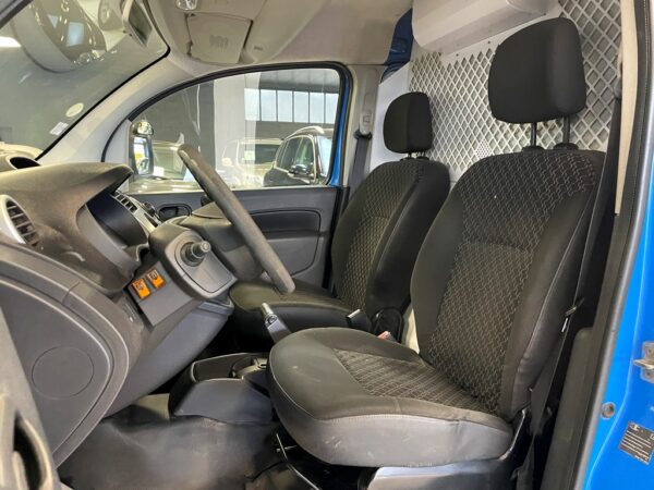 RENAULT KANGOO EXPRESS II (F61) 1.5 DCI 75CH CONFORT - 2012 – Image 9