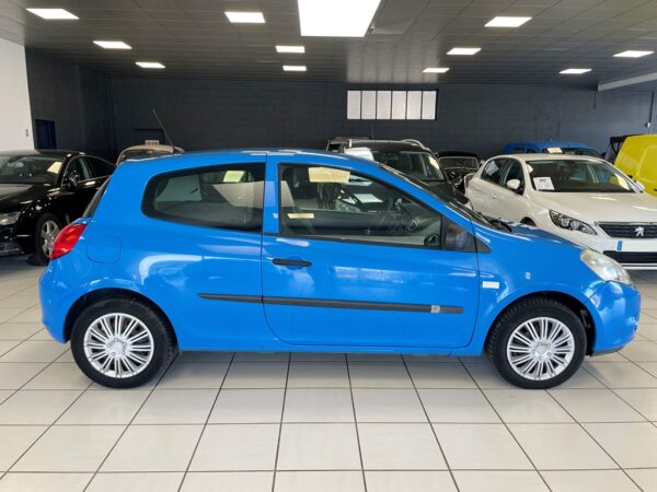 RENAULT CLIO STE III (S85) 1.5 DCI 75CH AIR ECO² 3P - 2011 – Image 5