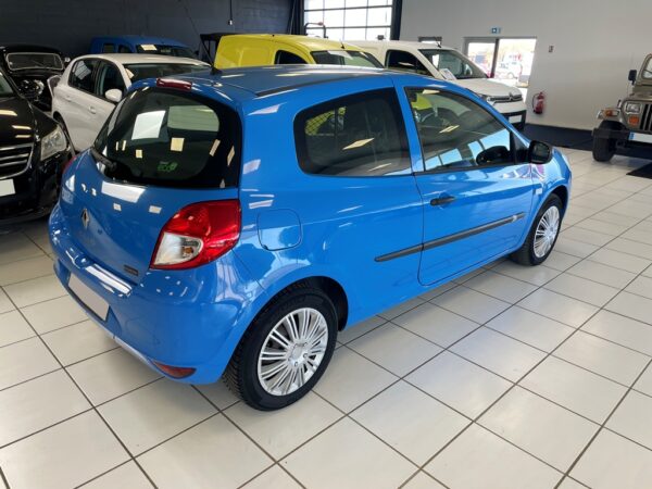 RENAULT CLIO STE III (S85) 1.5 DCI 75CH AIR ECO² 3P - 2013 – Image 6