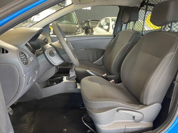 RENAULT CLIO STE III (S85) 1.5 DCI 75CH AIR ECO² 3P - 2013 – Image 9