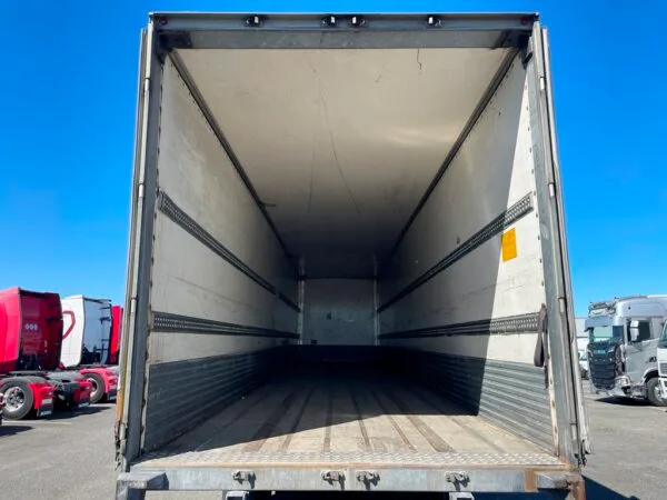FRUEHAUF - Fourgon - 2014 – Image 7