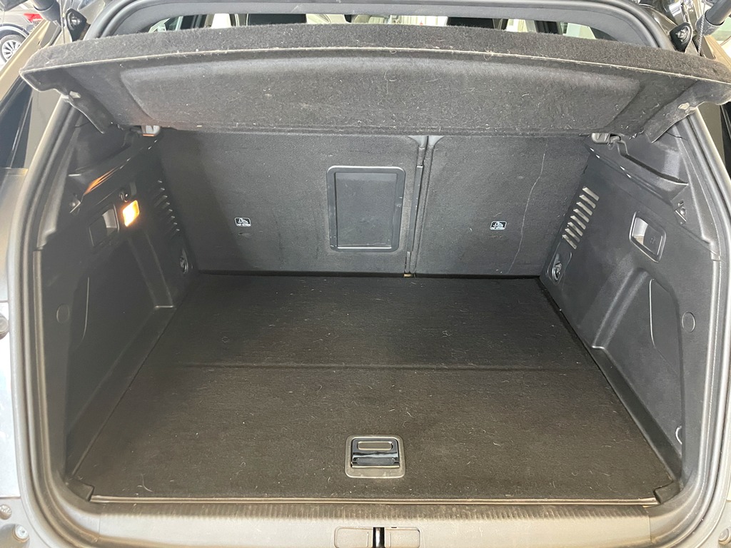 PEUGEOT 3008 II HYBRID4 300CH GT e-EAT8 - 2021 – Image 11