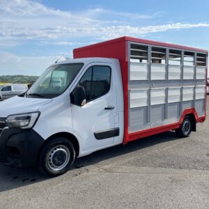 RENAULT MASTER DCI 145CH - 2021 - caisse bétaillère alu 2 étages neuve