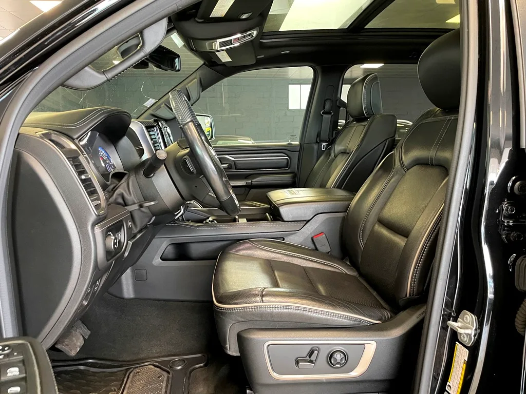 DODGE RAM 1500 5.7 V8 396CH HEMI CREW CAB - 2020 – Image 10