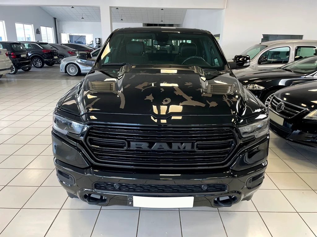 DODGE RAM 1500 5.7 V8 396CH HEMI CREW CAB - 2020 – Image 3