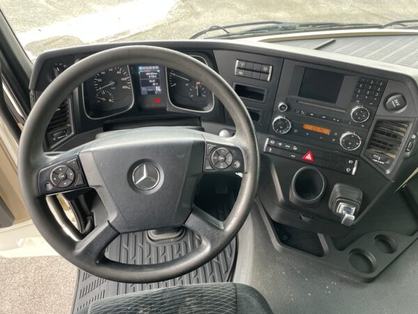 MERCEDES - ACTROS 1845 - 2015 – Image 9