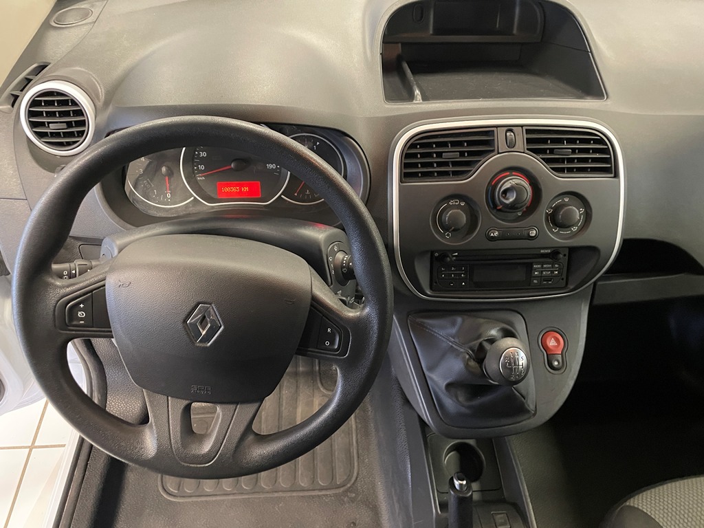 RENAULT KANGOO EXPRESS II (F61) 1.5 BLUE DCI 95CH GRAND CONFORT - 2020 – Image 13