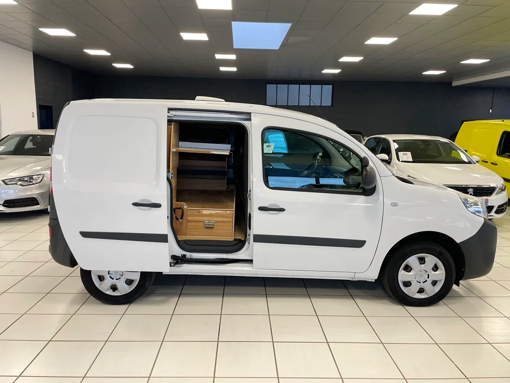 RENAULT KANGOO EXPRESS II (F61) 1.5 BLUE DCI 95CH GRAND CONFORT - 2020 – Image 6