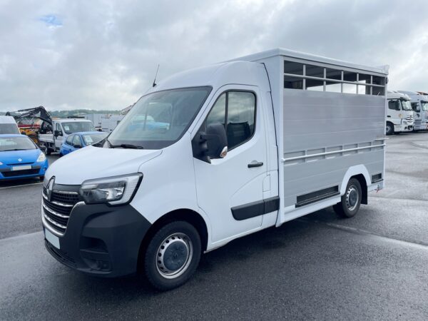 RENAULT MASTER DCI 150CH - 2022 - caisse bétaillère alu neuve